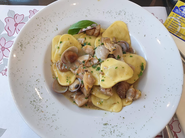 Opinii despre Bella Italia în Pratteln - Gastronomie und Hotellerie