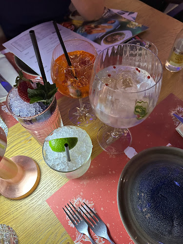 Opinii despre Visage Gastrobar în Dübendorf - Gastronomie und Hotellerie