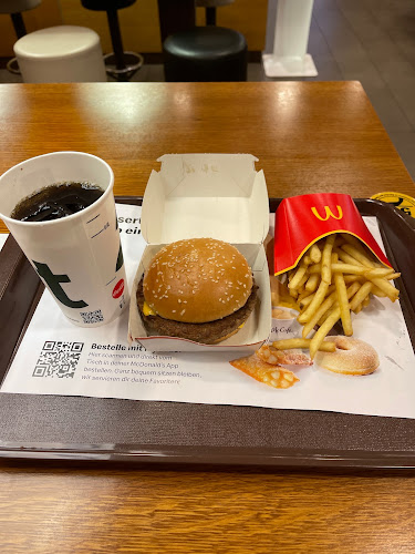 Opinii despre McDonald’s Restaurant în Baar - Gastronomie und Hotellerie