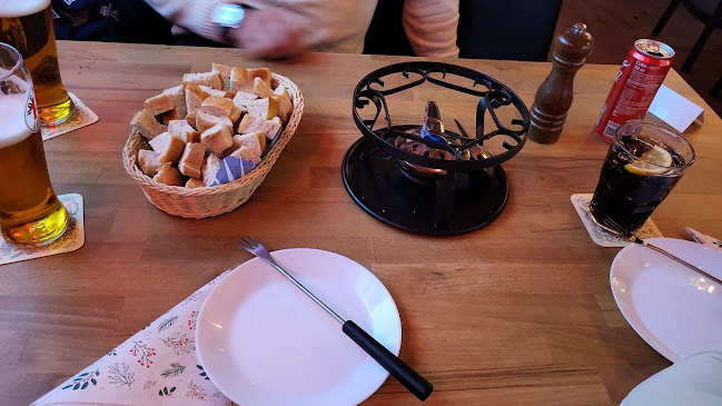 Mountain`s Akt Diner & Bar & Biergarten - Gastronomie und Hotellerie