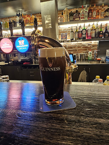 Opinii despre Time out Pub în Adelboden - Gastronomie und Hotellerie