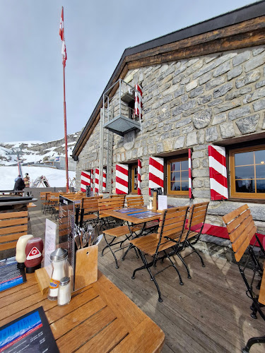 Opinii despre Cabane des Violettes CAS în Crans-Montana - Gastronomie und Hotellerie