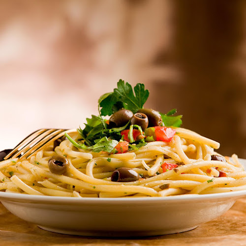 Opinii despre Chez Gaspi 23 GmbH în Hombrechtikon - Gastronomie und Hotellerie