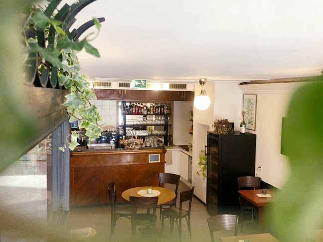 Opinii despre Café du Marché în Fribourg - Gastronomie und Hotellerie