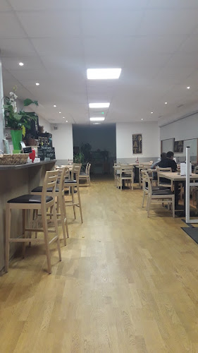 Chem. de Compostelle 1, 1212 Lancy