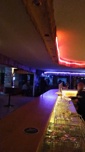 Le Saint-Bar - Gastronomie und Hotellerie