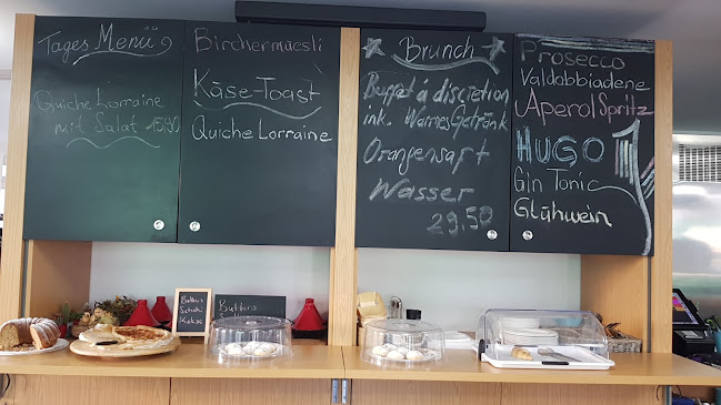 Cafe & Bistro Central