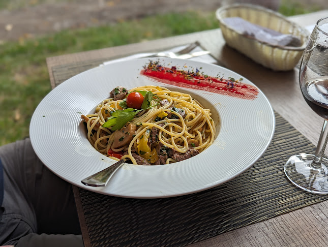 Restaurant Riviera - Gastronomie und Hotellerie