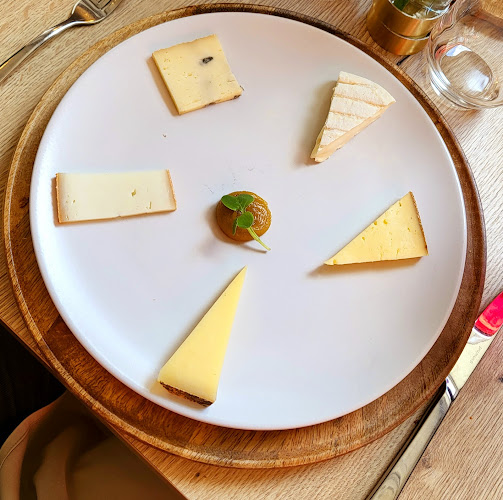 Opinii despre Jacques Restaurant în Lausanne - Gastronomie und Hotellerie