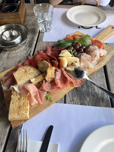 Opinii despre dieci Pizza&Pasta Restaurant Rapperswil în Rapperswil-Jona - Gastronomie und Hotellerie