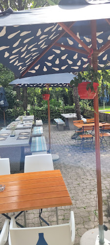 Garden MiniGolf (Indoor)