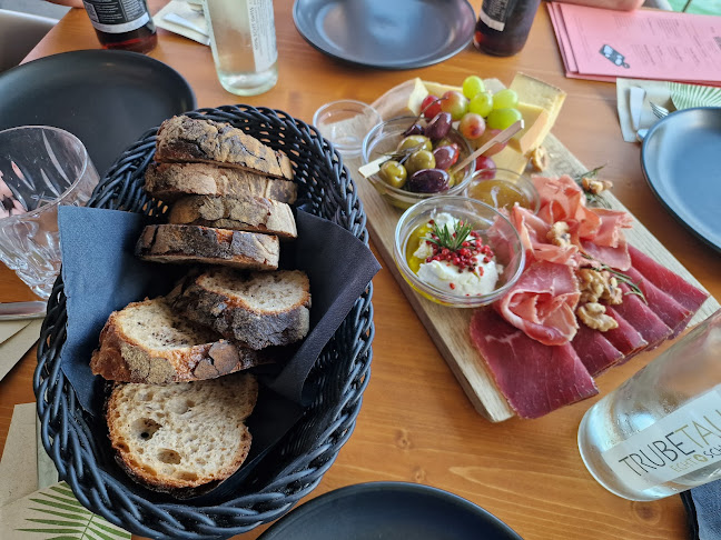 Vivi Kola Bar - Gastronomie und Hotellerie