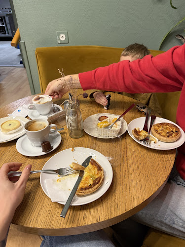 Av. des Alpes 62, 1820 Montreux