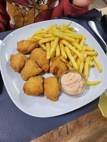 Comentarii opinii despre Meat Western Khawasti