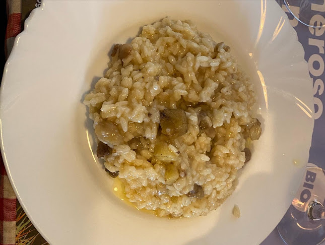 Opinii despre Ristorante-Grotto Eremo S. Nicolao în Somazzo - Gastronomie und Hotellerie