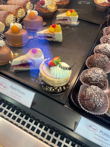 Opinii despre Cafe Konditorei Ryser în Schwyz - Gastronomie und Hotellerie