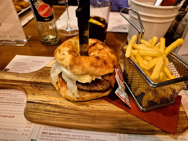 Opinii despre Kohldampf Restaurant & Bierbar im Cinedome Abtwil în Abtwil SG - Gastronomie und Hotellerie