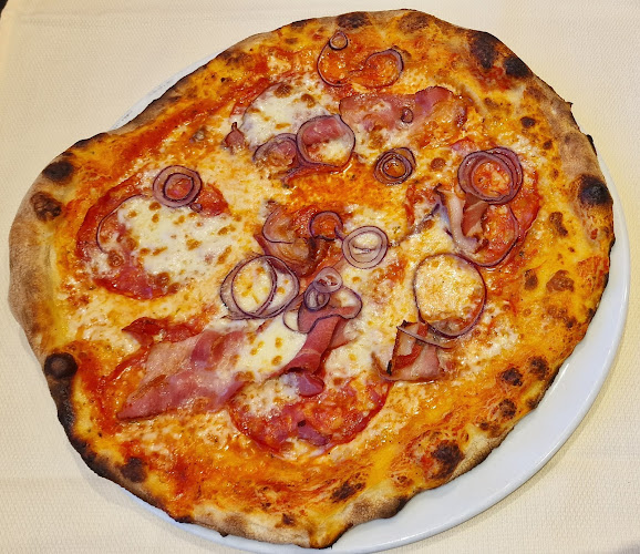 Opinii despre Ristorante Pizzeria da Michele Sins în Sins - Gastronomie und Hotellerie