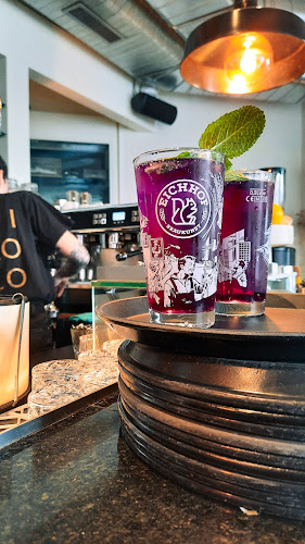 Opinii despre Alpineum Kaffeehaus°Bar în Luzern - Gastronomie und Hotellerie