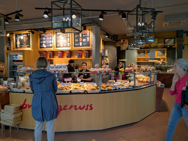 Opinii despre Zumbach Bäckerei-Confiserie în Zug - Gastronomie und Hotellerie