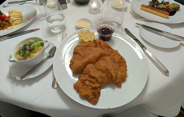 Opinii despre Zunfthaus zur Waag în Zürich - Gastronomie und Hotellerie