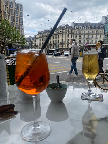 Comentarii opinii despre Café Léo