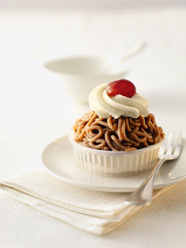 Bäckerei Hug - Oerlikon Bahnhof Ost - Zürich