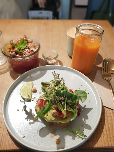 beans & nuts . - Bern