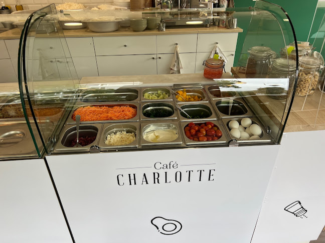 Opinii despre Café Charlotte în Basel - Gastronomie und Hotellerie