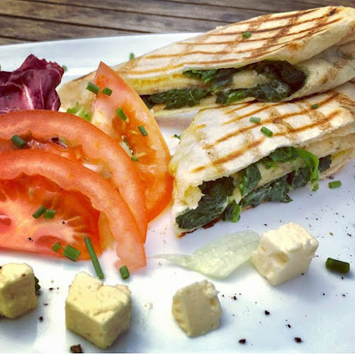 Café Ccino - Gastronomie und Hotellerie