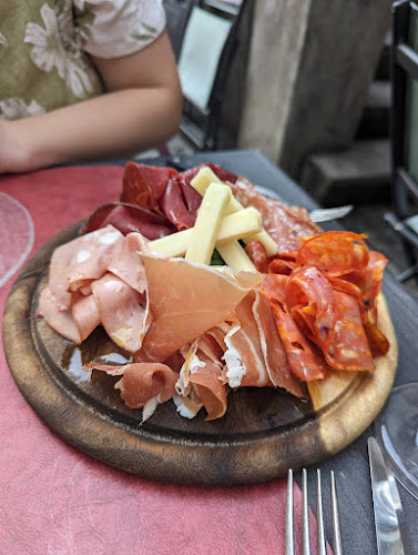 Opinii despre La Cantinella în Geneva - Gastronomie und Hotellerie