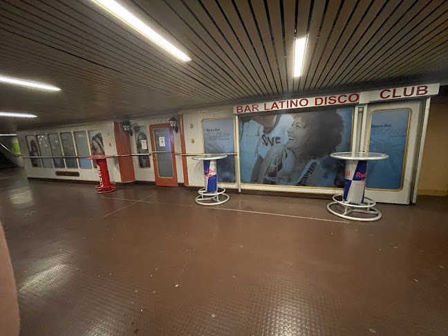 Opinii despre Metro Bar Latino , Castillo Vernucci Dolores în Olten - Gastronomie und Hotellerie