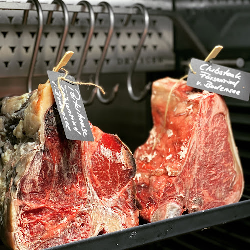 Cengos Steakhouse - Gastronomie und Hotellerie