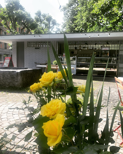 فلافل &. شاورما& حلال - Gastronomie und Hotellerie