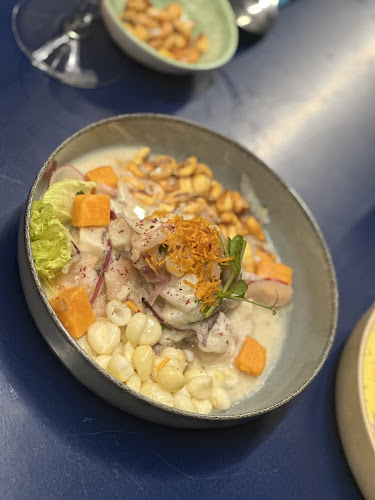 Opinii despre Miski Restaurant - Cevicheria în Geneva - Gastronomie und Hotellerie