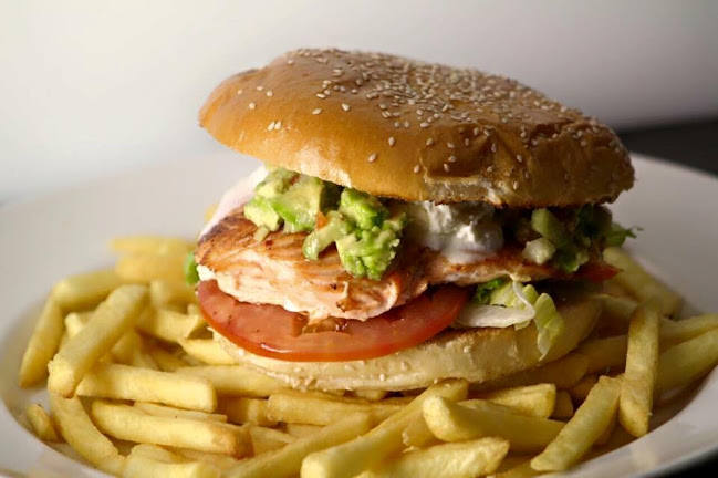 Opinii despre The Trinity Irish Pub în Lugano - Gastronomie und Hotellerie