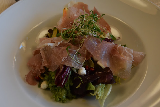 Opinii despre Giardino în Zug - Gastronomie und Hotellerie