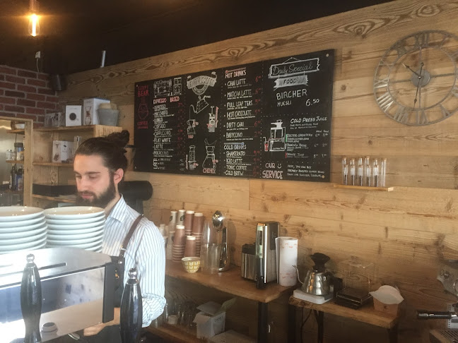 Coffee Shop Sleepy Bear - Gastronomie und Hotellerie