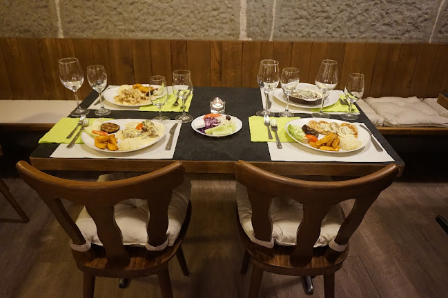 Victoria Restaurant & Bar