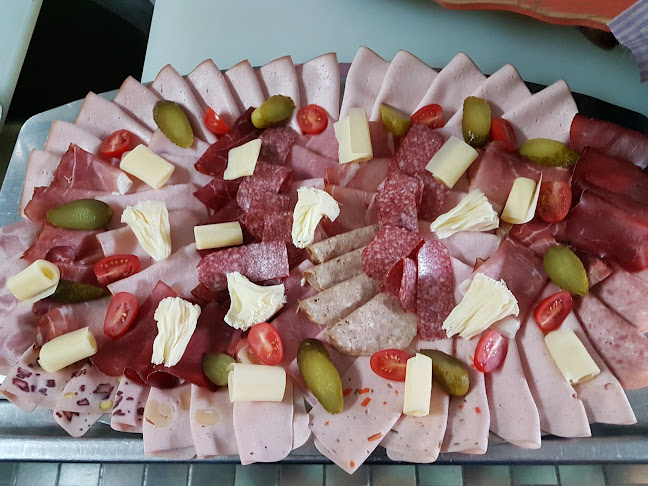 Comentarii opinii despre Adler