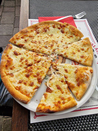 Comentarii opinii despre Restaurant & Pizzeria Crispy