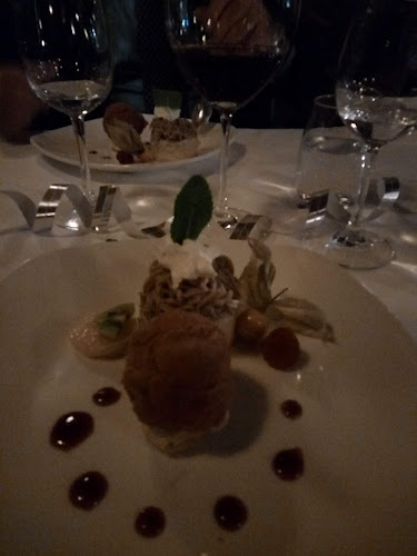 Opinii despre Della Casa în Bern - Gastronomie und Hotellerie