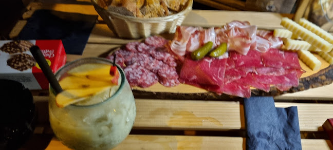 Bloody Cat Bar - Gastronomie und Hotellerie