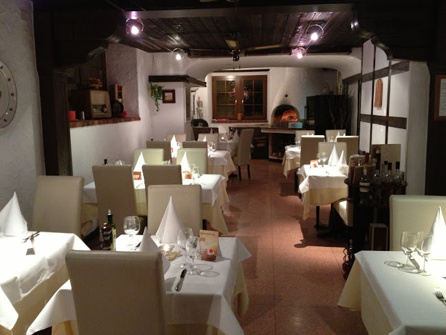 Opinii despre Sale e Pepe în Hinwil - Gastronomie und Hotellerie