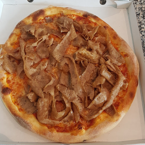 Weroz Imbiss Café. - Gastronomie und Hotellerie