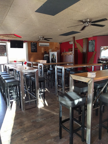 Opinii despre MERITI Food & Drinks con Stile în Bonstetten - Gastronomie und Hotellerie