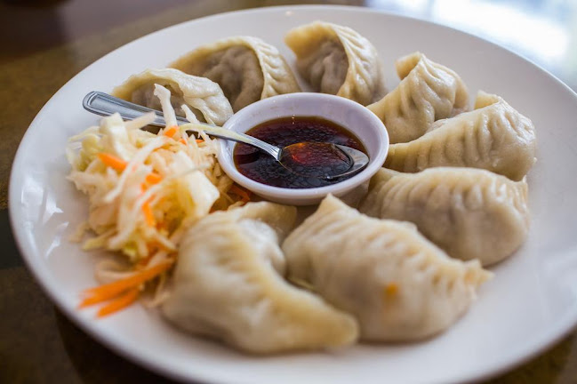 TIBET BISTRO ● Supertasty Food & Drinks ● VEGAN or BEEF ●Restaurant & Take Away● 🚶3min.🚶🏼‍♀️ HB Winterthur - Gastronomie und Hotellerie