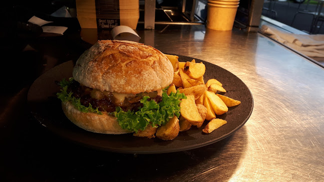 Opinii despre Badi Seeburg Küssnacht în Küssnacht - Gastronomie und Hotellerie