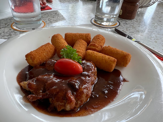 Hotel und Restaurant Rössli Stansstad AG - Gastronomie und Hotellerie