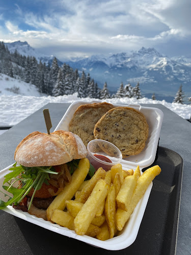 Opinii despre Chums Cafe Bretaye în Villars-sur-Ollon - Gastronomie und Hotellerie